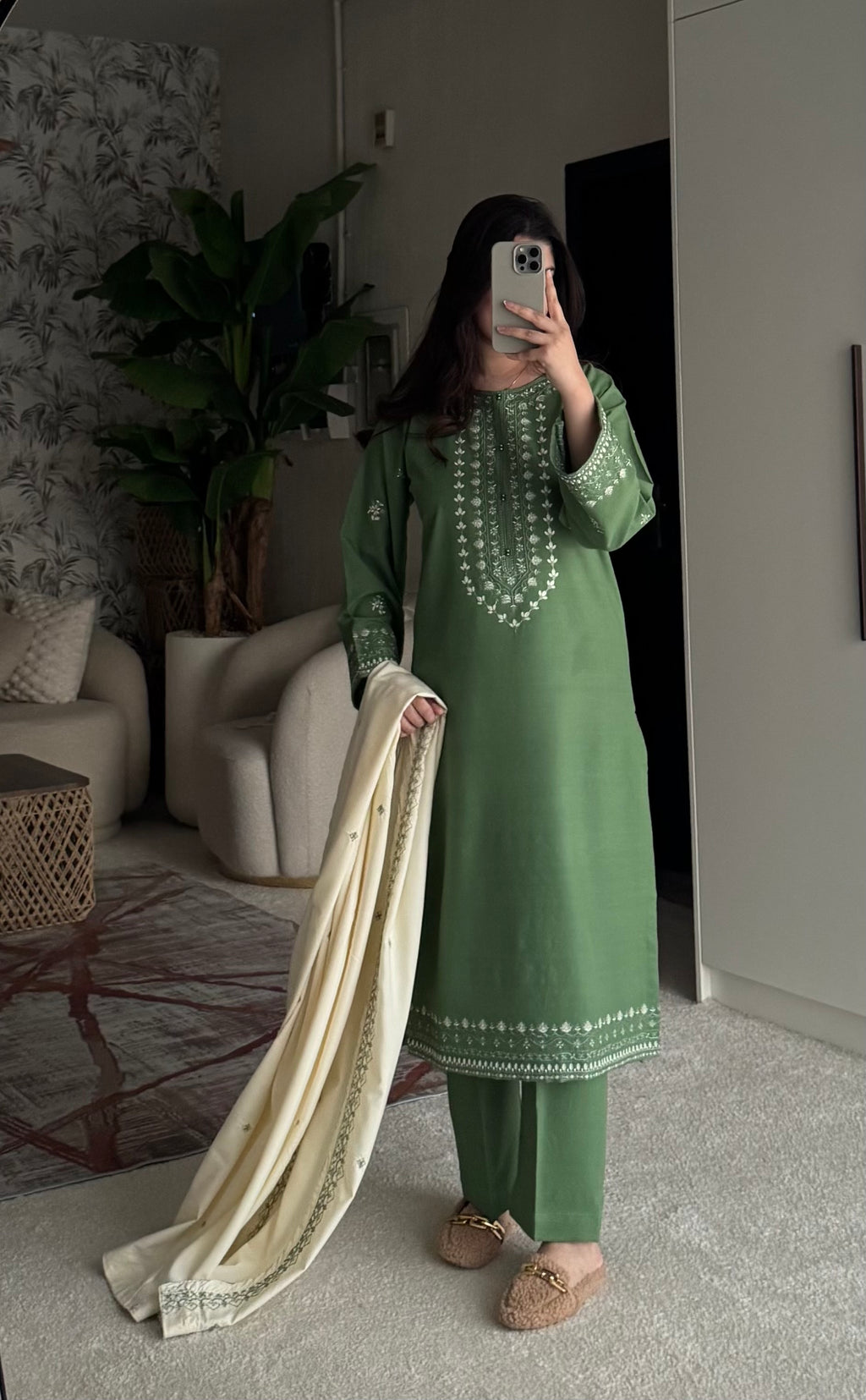 Women's Sage Green Embroidered Straight Kurta Set with Dupatta