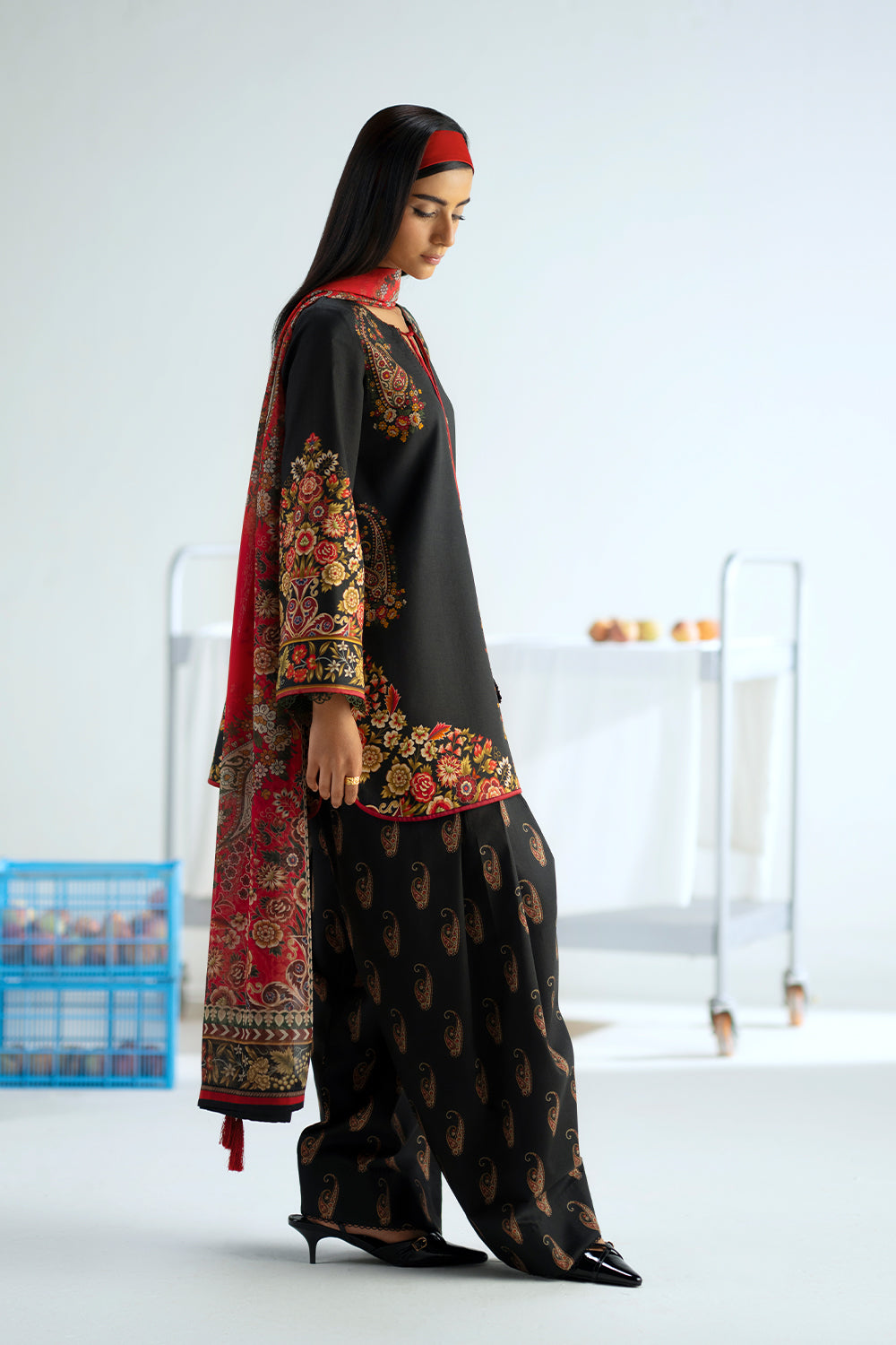 Women's Black Floral Printed Kurta Set with Printed Palazzo & Dupatta