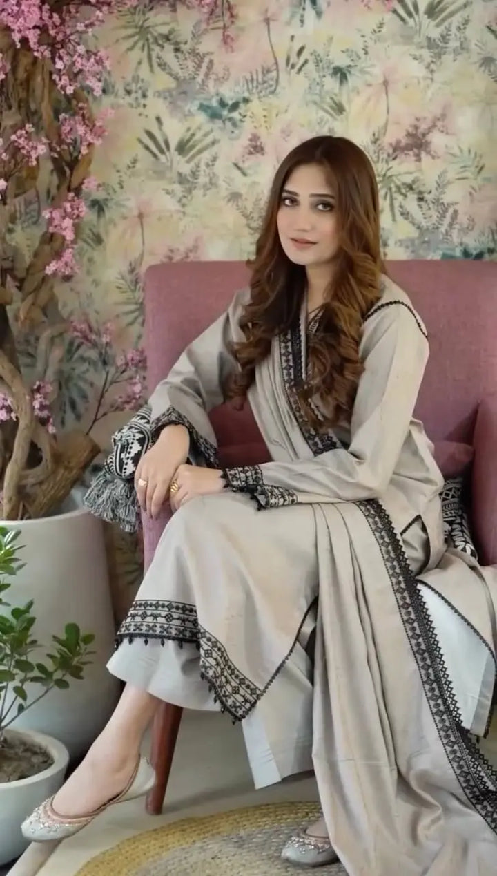 Pearl Grey Embroidered Suit Set with Dupatta