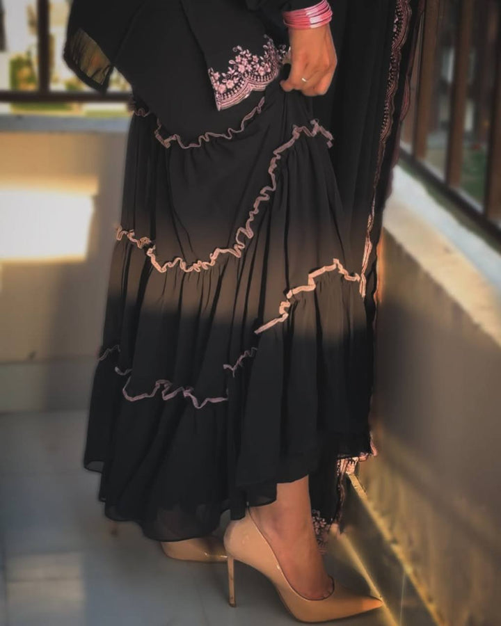 Black Embroidered Pakistani Suit Set with Dupatta